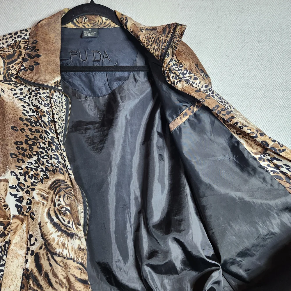 Vintage Fuda International Tiger Print 100% Silk Jacket Brown Tan Black - Picture 5 of 11